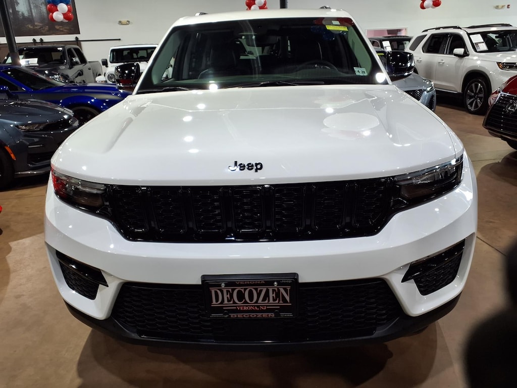 Used 2023 Jeep Grand Cherokee Limited 4x4 Limited SUV