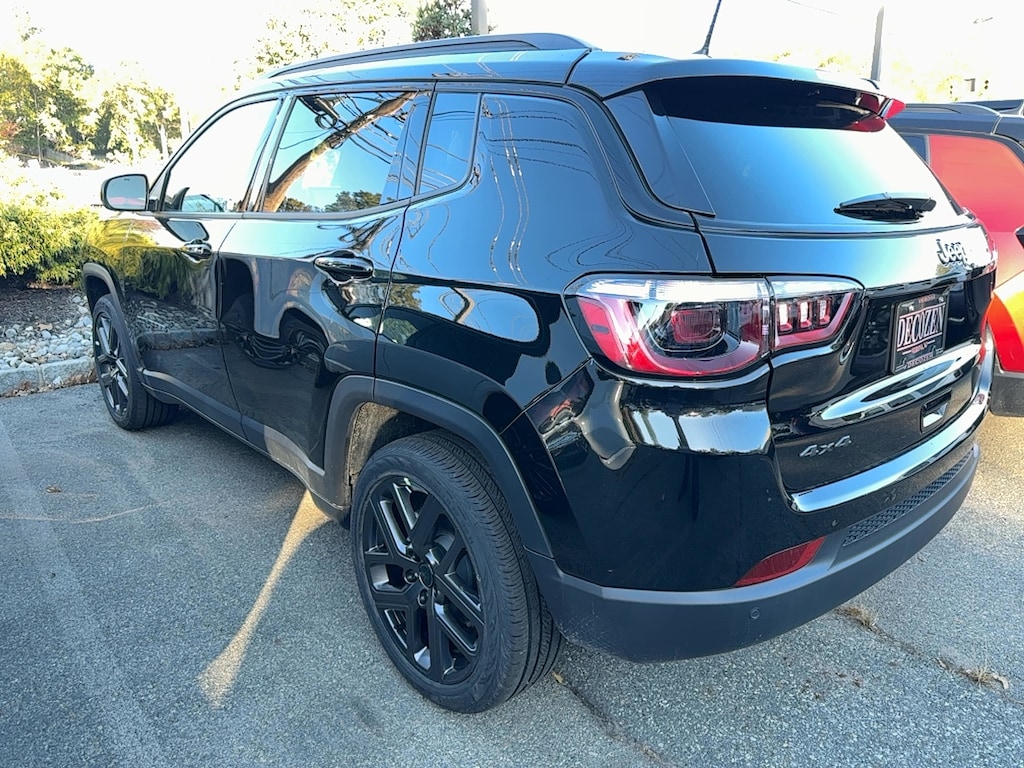 New 2026 Jeep Compass LIMITED ALTITUDE 4X4 Sport Utility