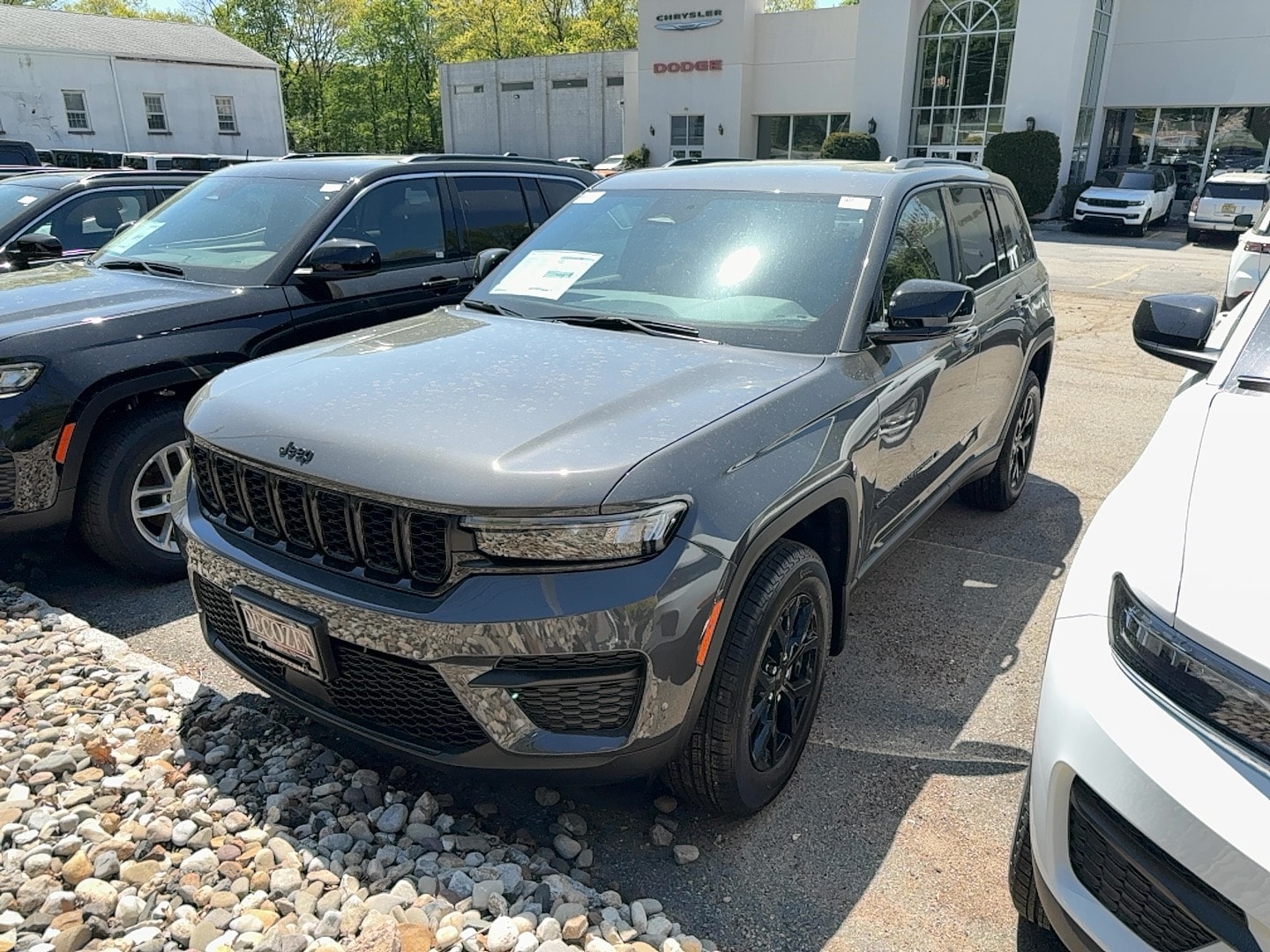2025 Jeep Grand Cherokee ALTITUDE 4X4