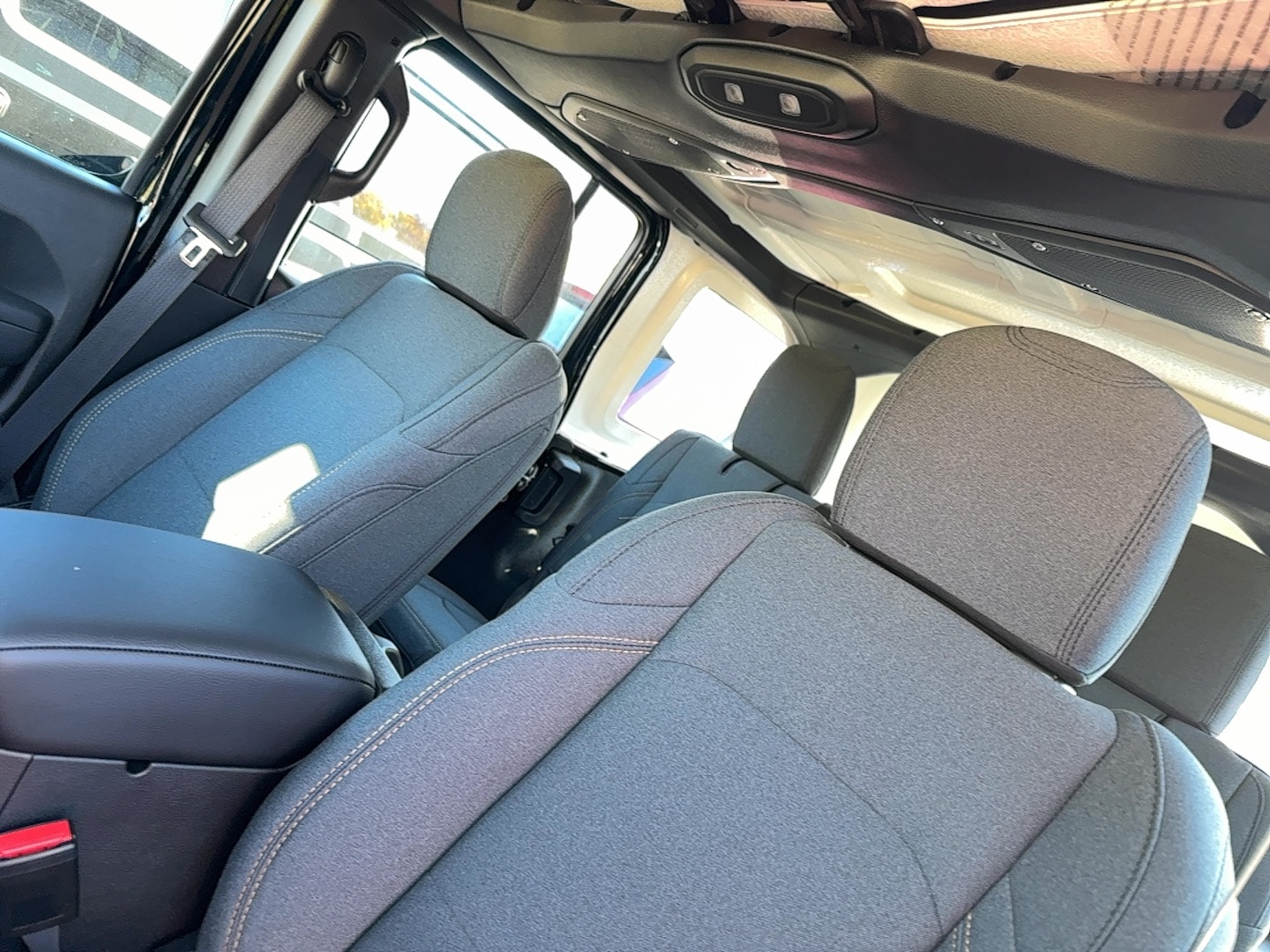 2026 Jeep Wrangler 4-Door Sport - Photo 6