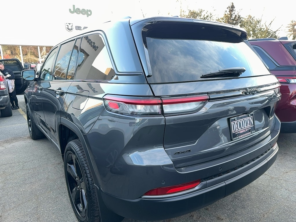 New 2026 Jeep Grand Cherokee LIMITED 4X4 Sport Utility