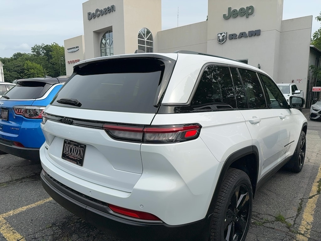 New 2026 Jeep Grand Cherokee LIMITED 4X4 Sport Utility