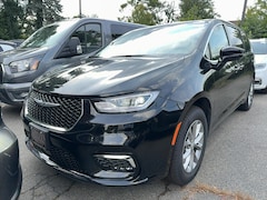 2026 Chrysler Pacifica SELECT AWD Passenger Van