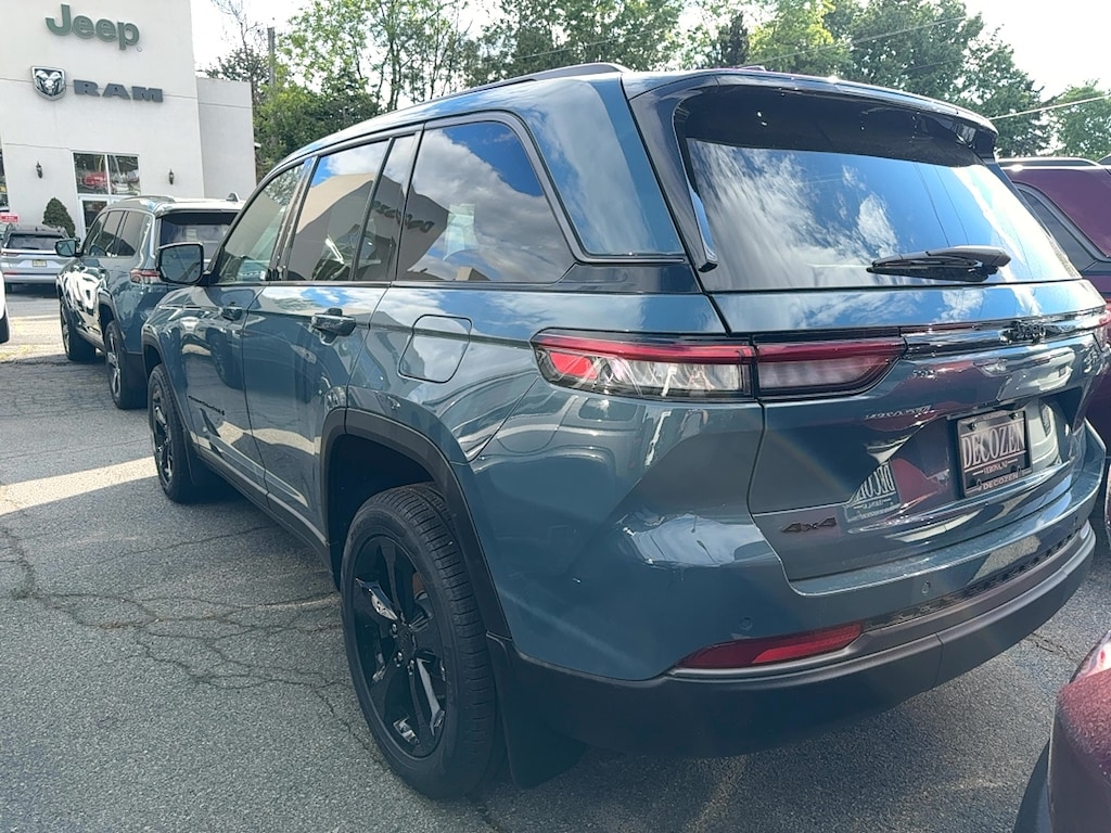 New 2026 Jeep Grand Cherokee LIMITED 4X4 Sport Utility