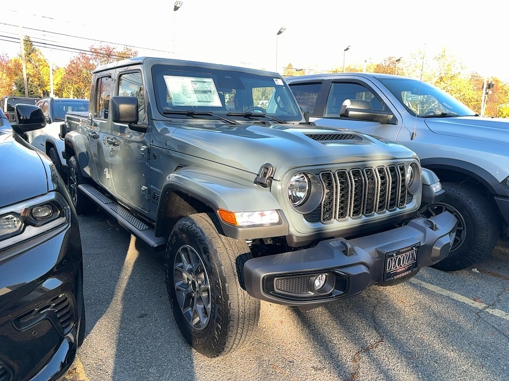 New 2026 Jeep Gladiator SPORT S 4X4 Pickup