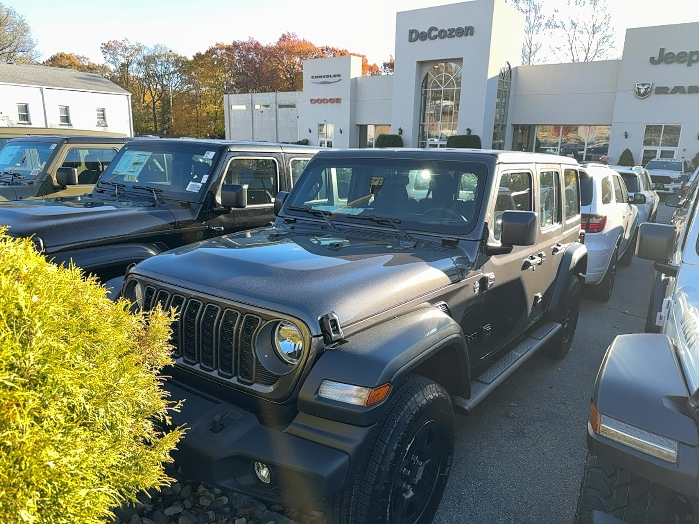 2026 Jeep Wrangler 4-Door Sport's photo