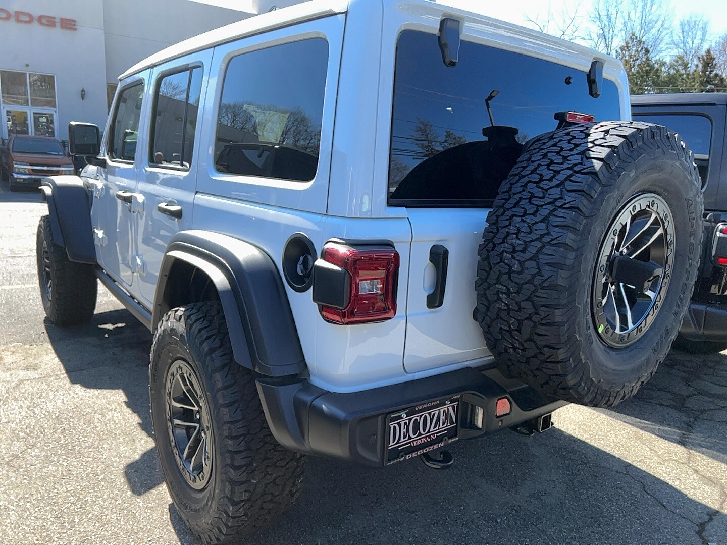 2025 Jeep Wrangler Willys photo 4