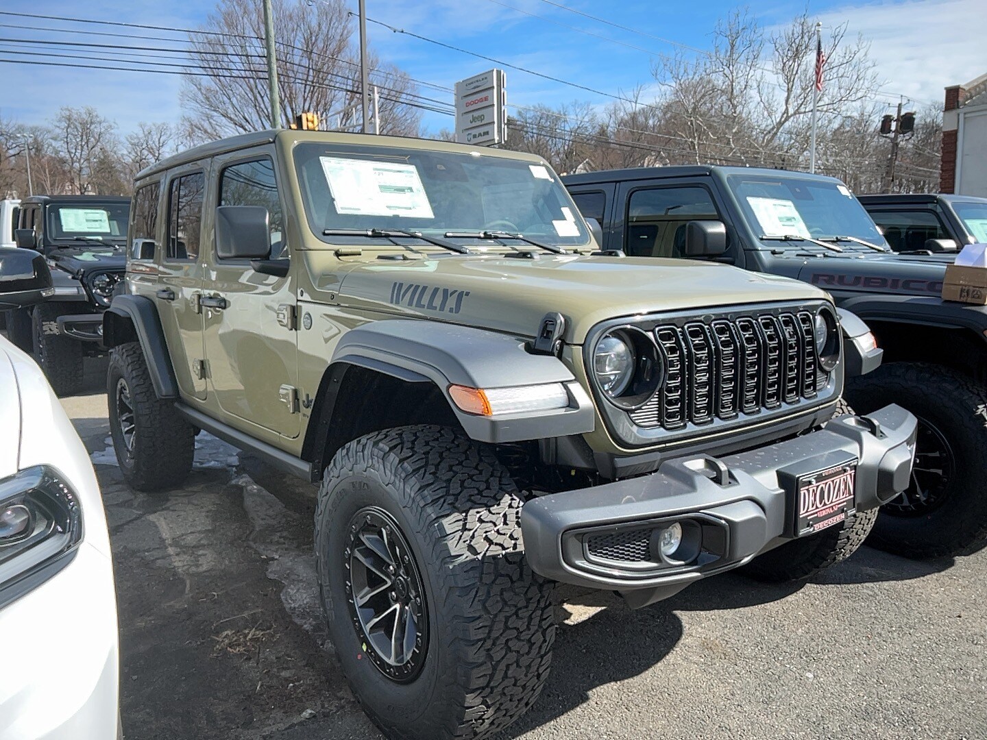 2025 Jeep Wrangler Willys photo 2
