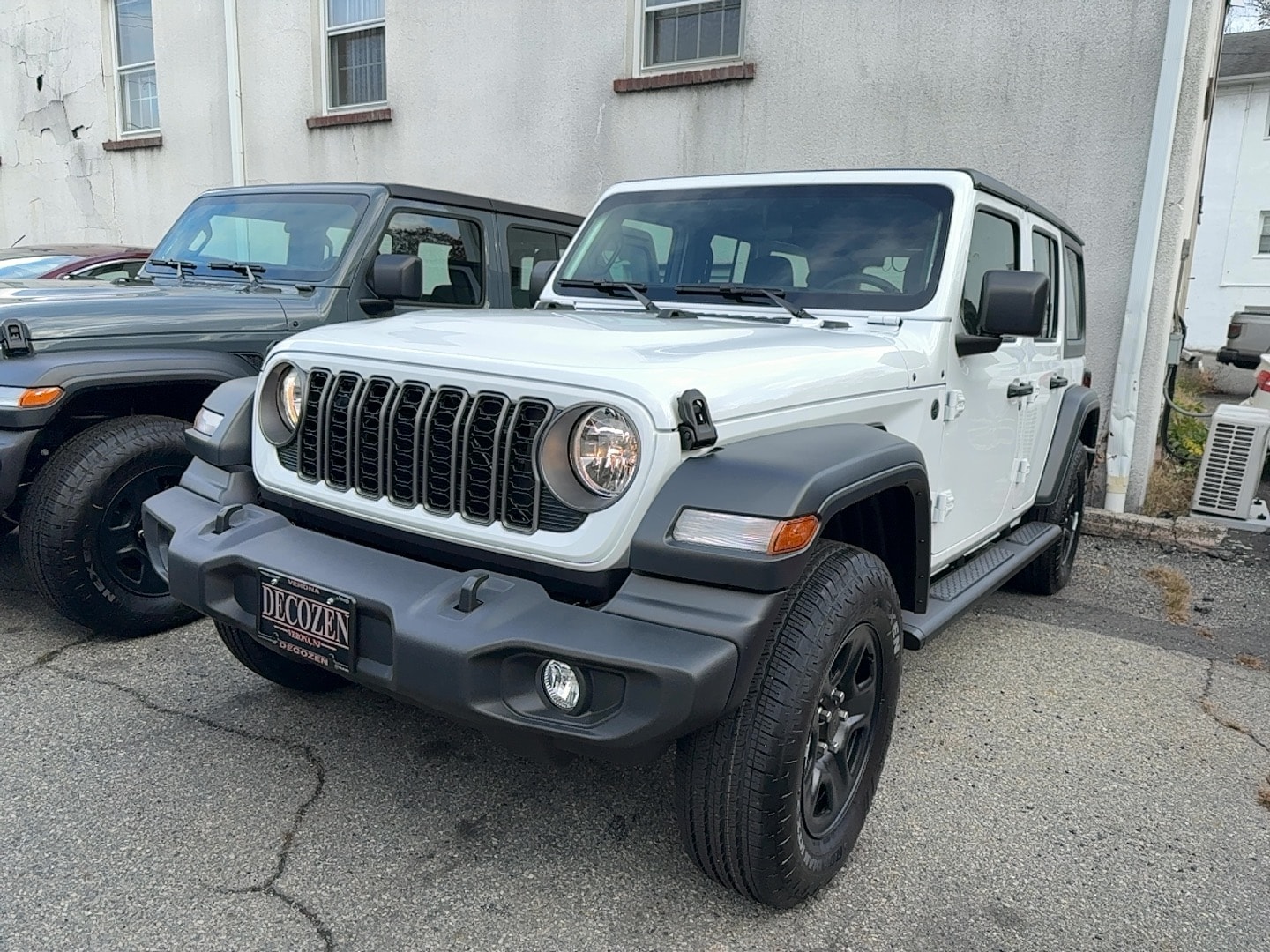 2026 Jeep Wrangler 4-Door Sport's photo