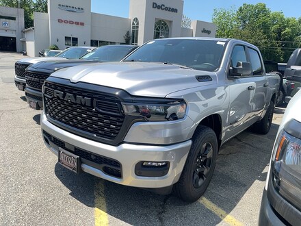 2025 Ram 1500 TRADESMAN CREW CAB 4X4 5'7 BOX Pickup