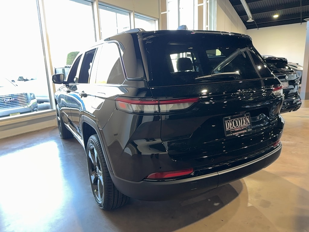 New 2025 Jeep Grand Cherokee LIMITED 4X4 Sport Utility