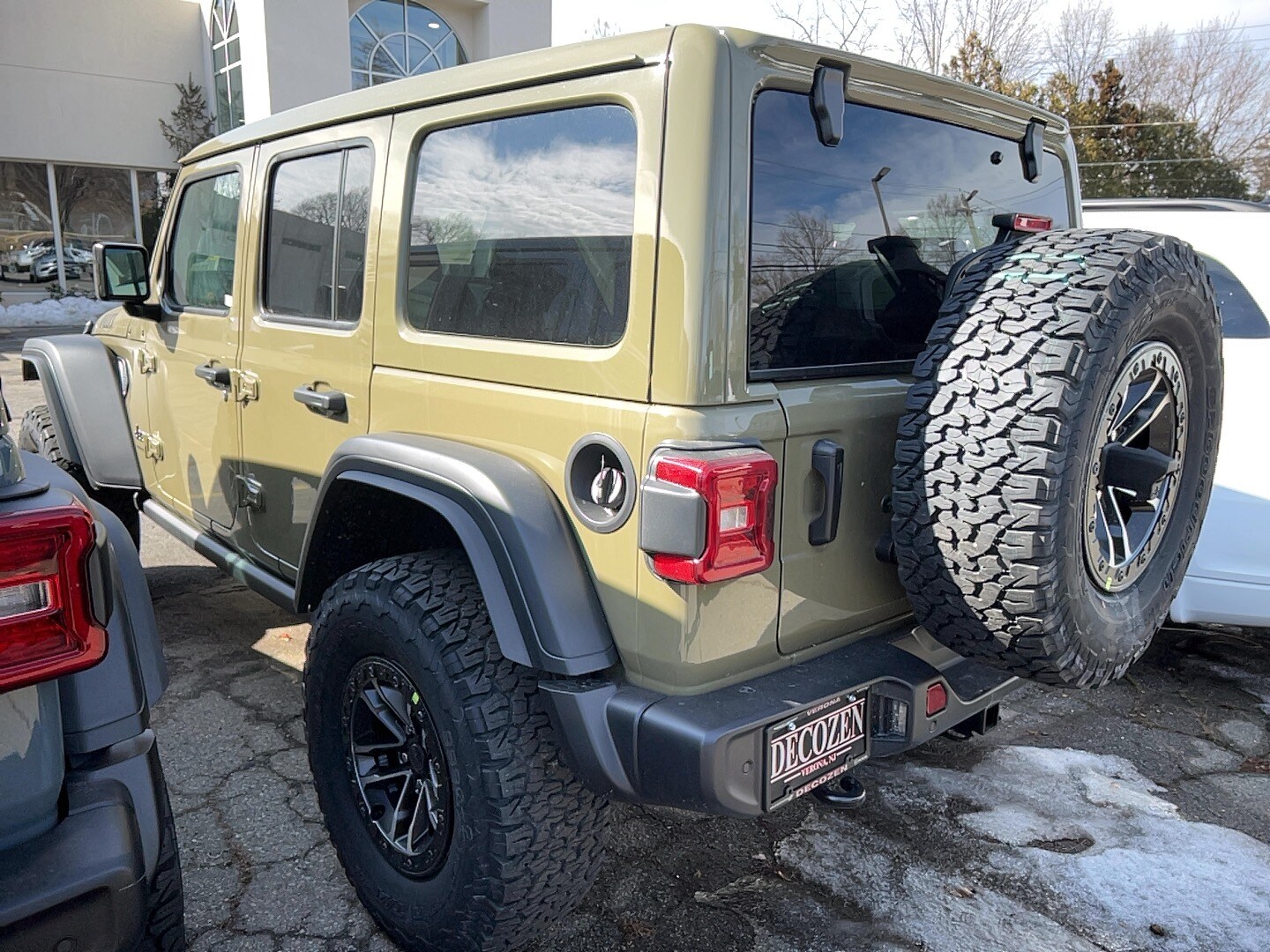 2025 Jeep Wrangler Willys photo 4