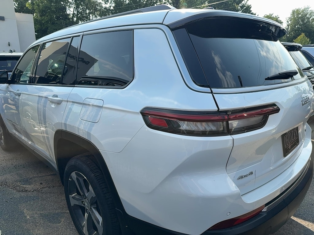 New 2026 Jeep Grand Cherokee L LIMITED 4X4 Sport Utility