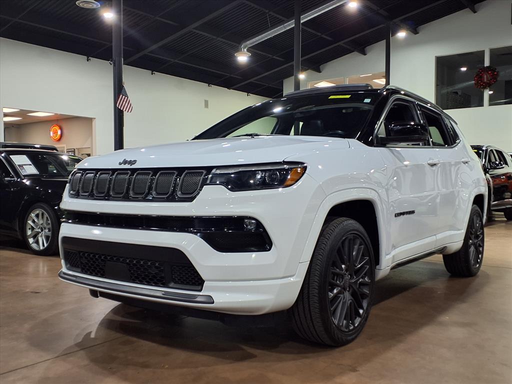 2022 Jeep Compass High Altitude photo 3