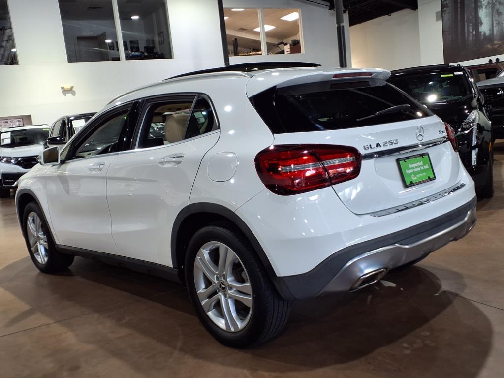 2019 Mercedes Benz GLA 250 4MATIC photo 4