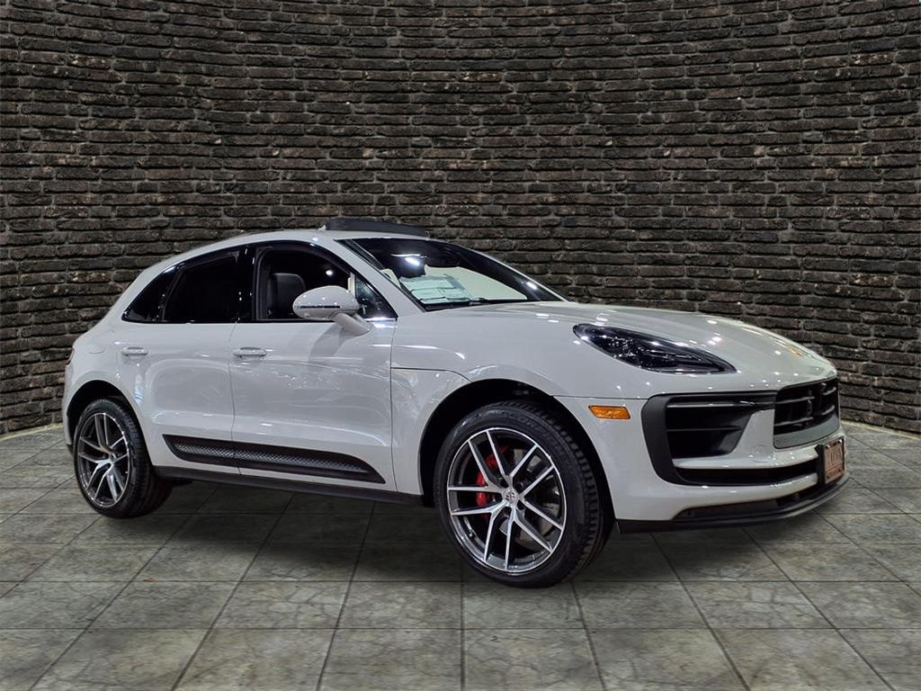 Used 2023 Porsche Macan S AWD S  SUV