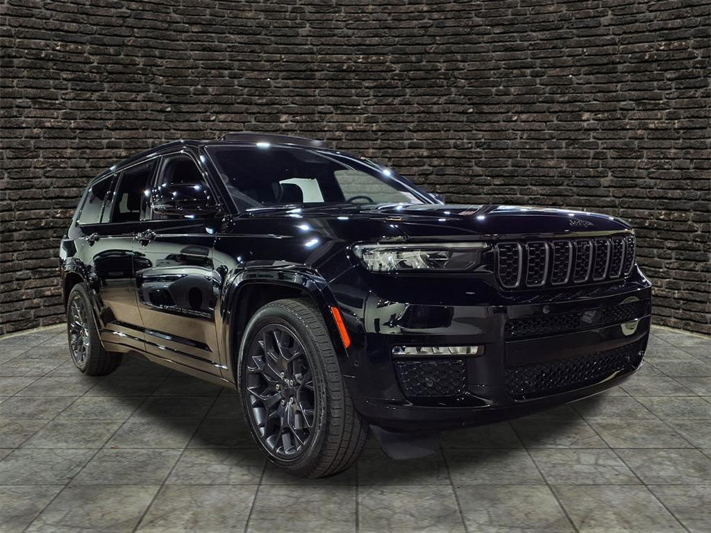 Used 2023 Jeep Grand Cherokee L Summit Reserve 4x4 Summit Reserve  SUV