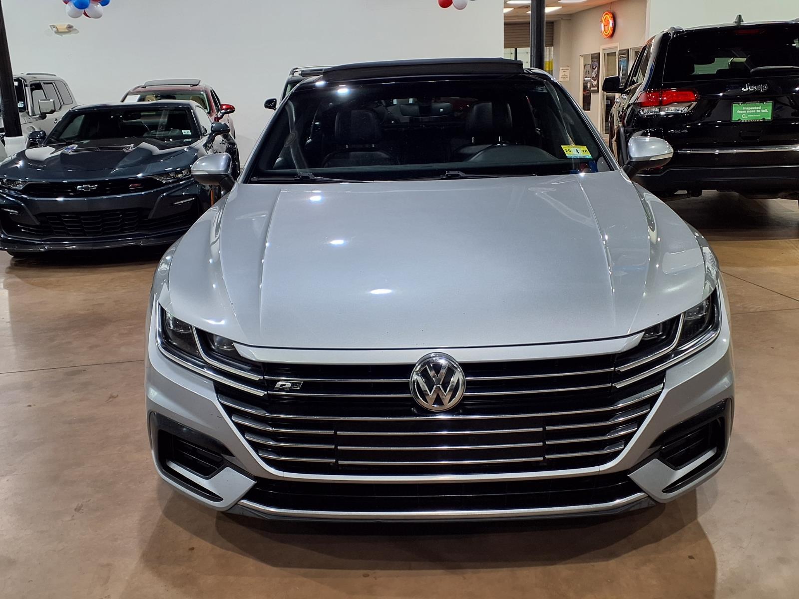 Used 2019 Volkswagen Arteon SEL with VIN WVWHR7AN1KE031565 for sale in Verona, NJ