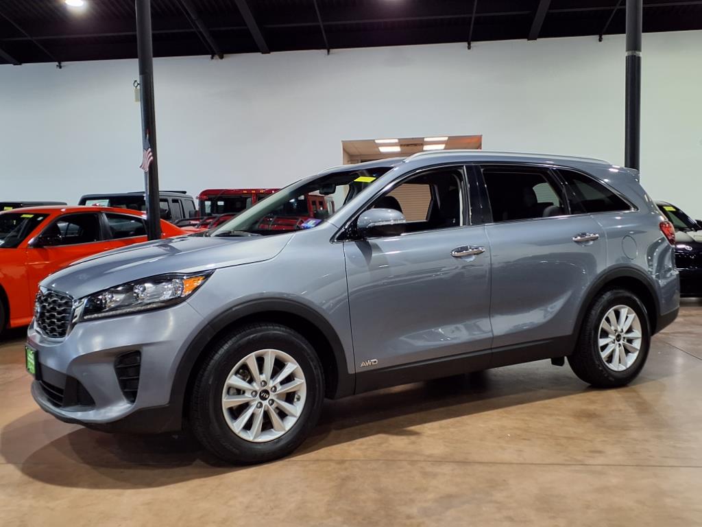 2019 Kia Sorento LX photo 3