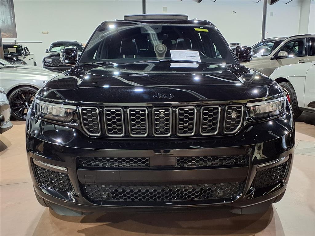 Used 2023 Jeep Grand Cherokee L Summit Reserve 4x4 Summit Reserve  SUV