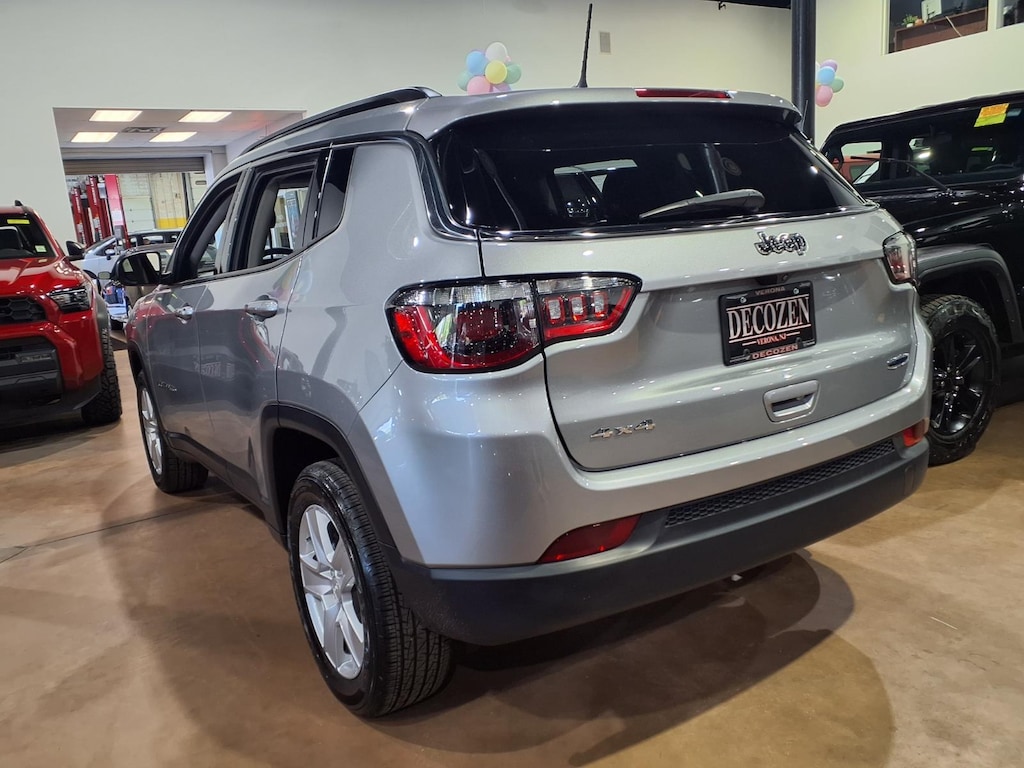 Used 2022 Jeep Compass Latitude 4x4 Latitude SUV