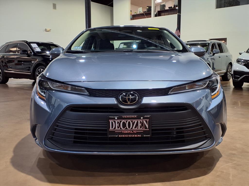 Used 2023 Toyota Corolla LE with VIN 5YFB4MDE5PP020884 for sale in Northfield, Minnesota