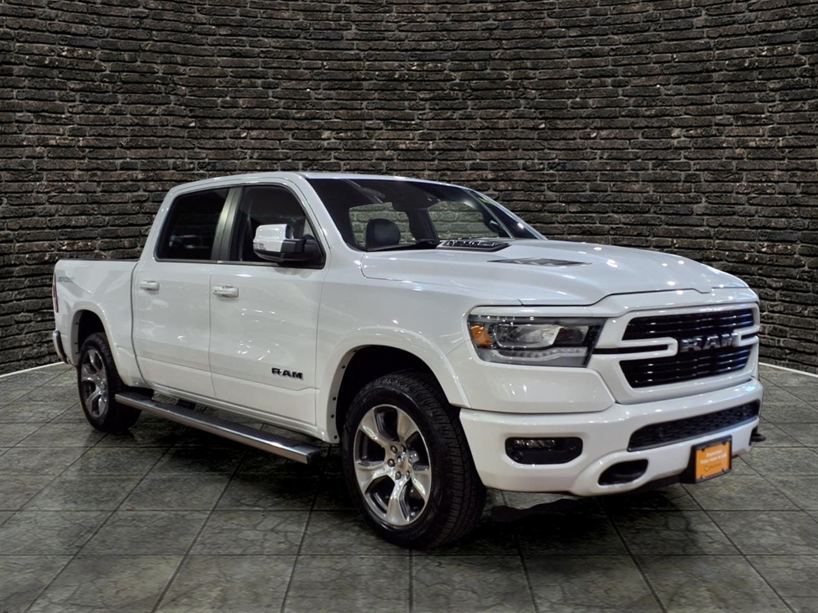 2021 RAM 1500 Laramie 4x4 Crew Cab 5'7's photo