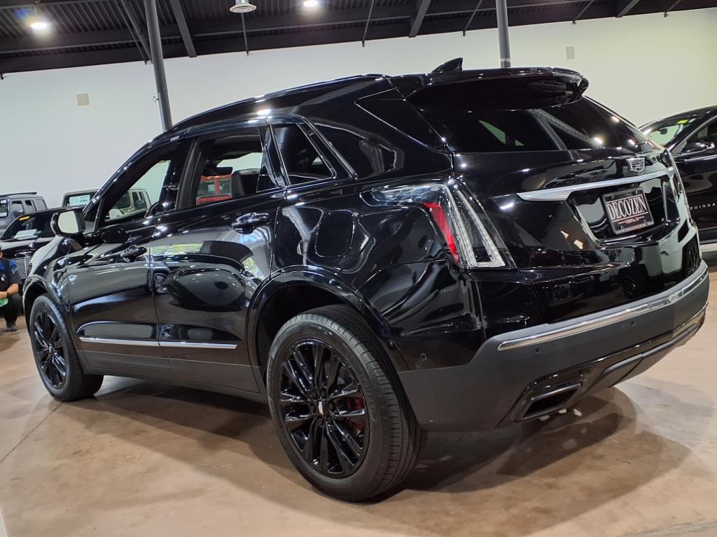 2023 Cadillac XT5 Sport photo 4