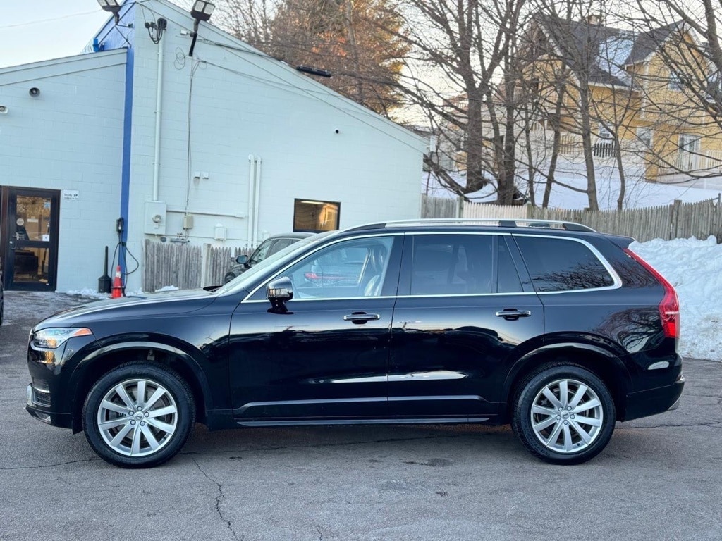 Used 2018 Volvo XC90 T6 Momentum SUV