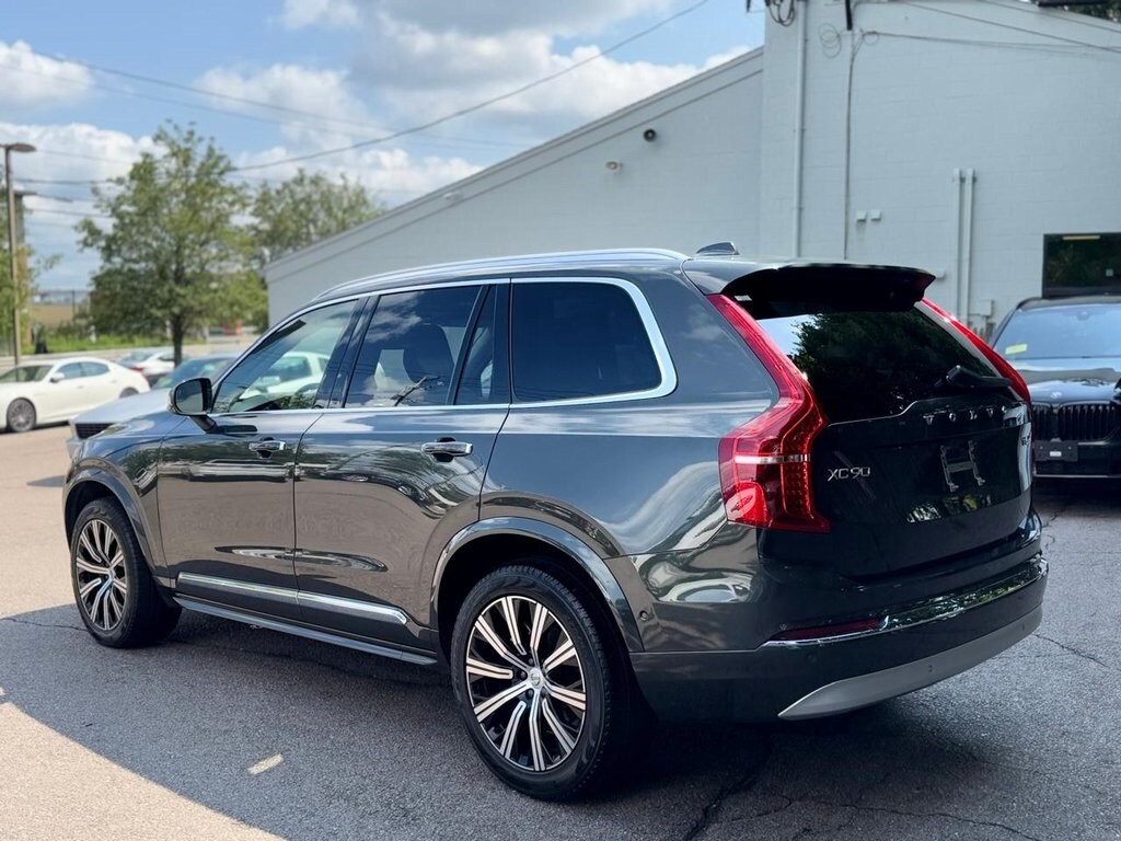 2022 Volvo XC90 T6 Inscription photo 3