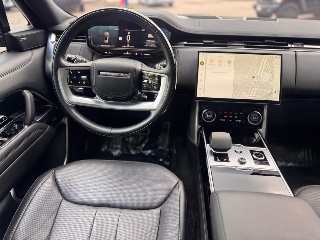 2023 Land Rover Range Rover SE - Photo 27