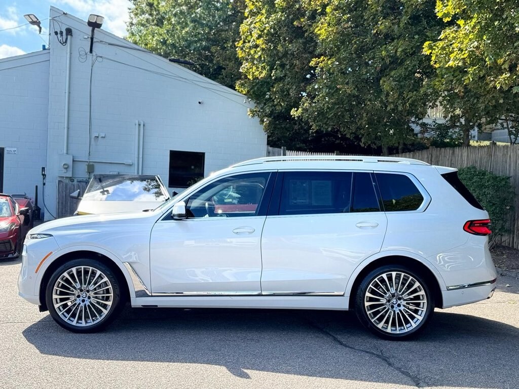 2023 Bmw X7 xDrive40i photo 2