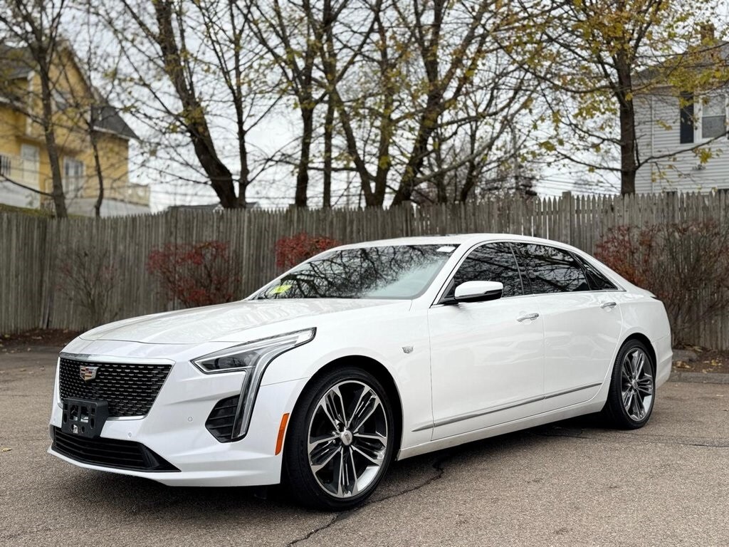 2019 Cadillac CT6 Luxury photo 2