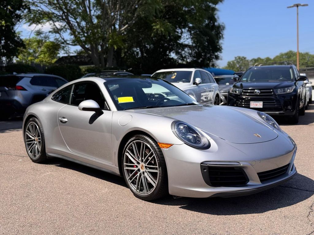 2019 Porsche 911 GTS - Photo 8