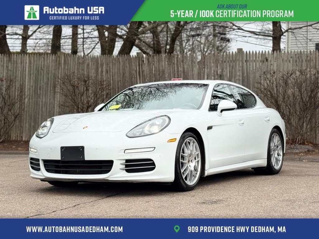 2016 Porsche Panamera Base's photo