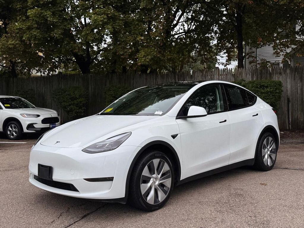 Used 2024 Tesla Model Y Long Range SUV