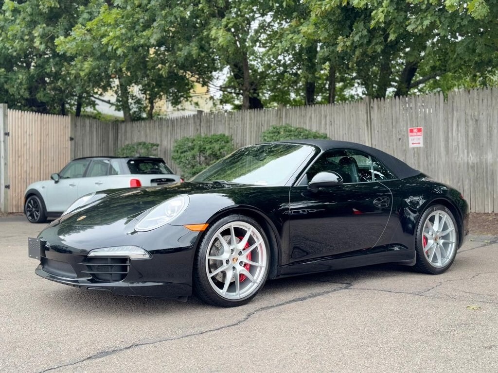 2015 Porsche 911 S photo 2
