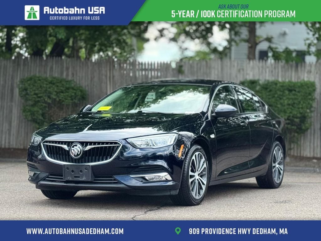2019 Buick Regal Essence AWD's photo