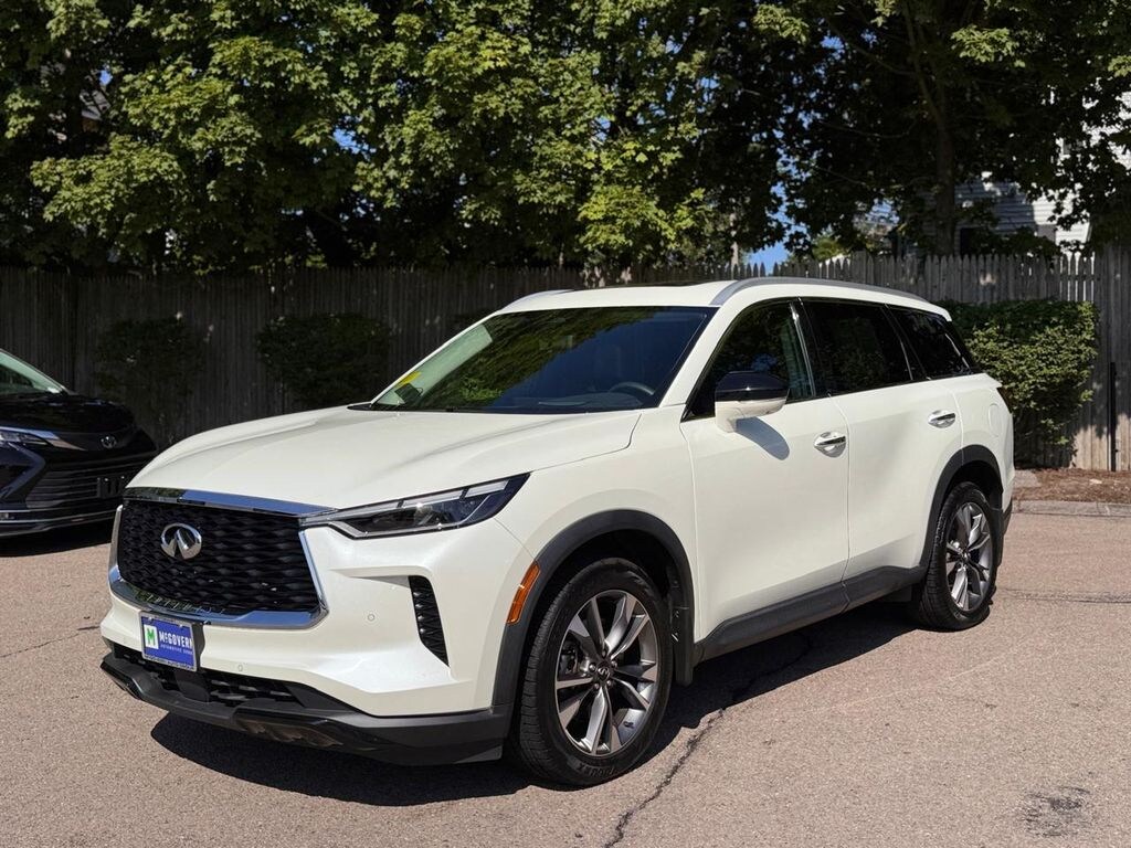 Used 2023 INFINITI QX60 Luxe SUV