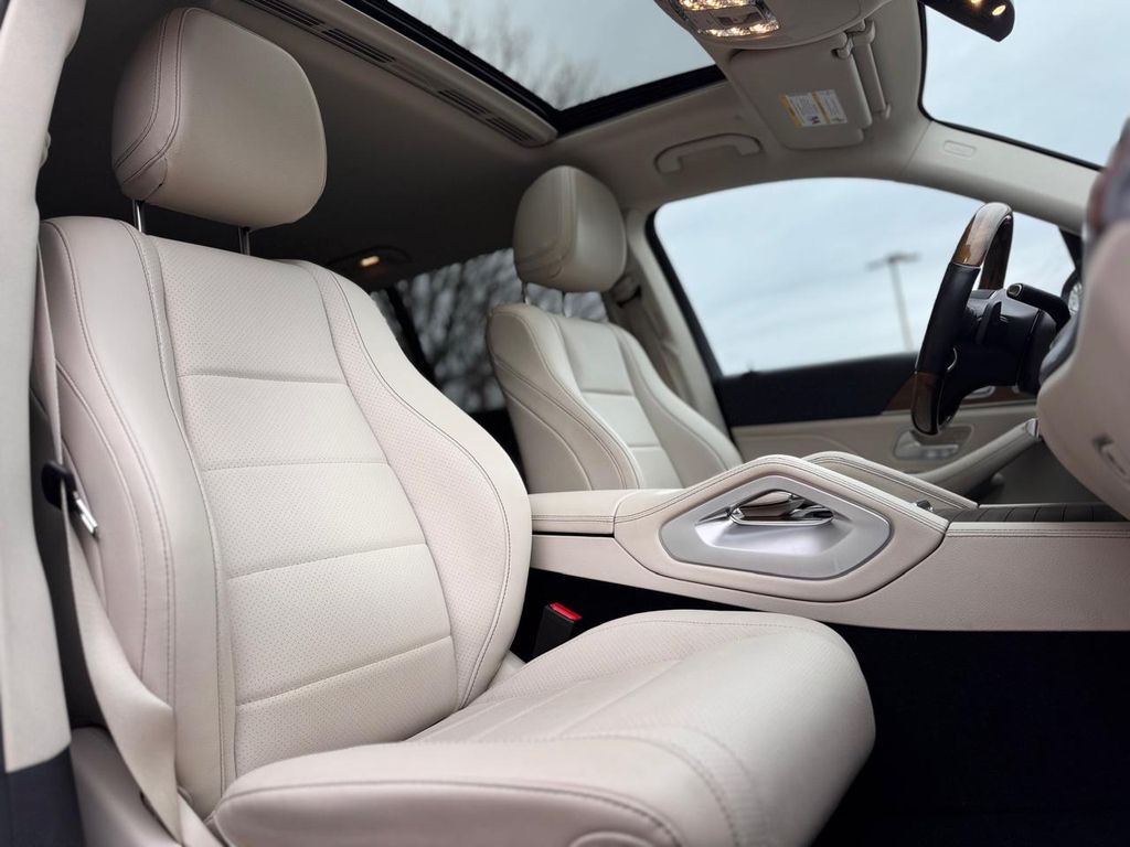 2022 Mercedes-Benz GLS GLS450 - Photo 28