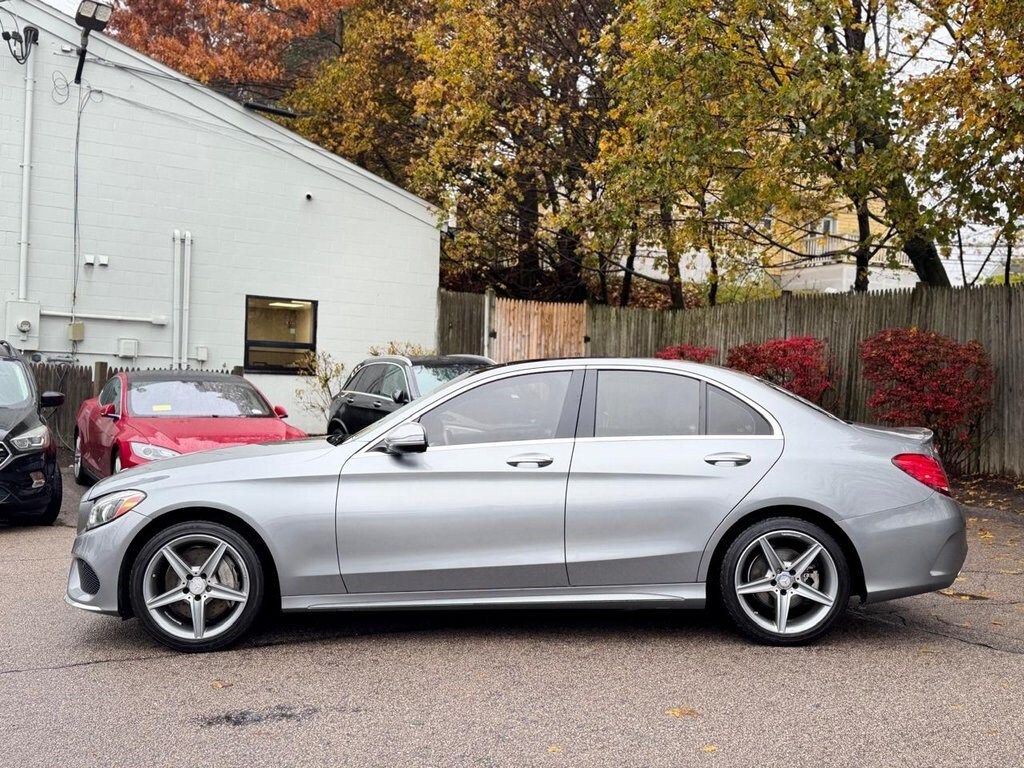 2016 Mercedes Benz C 300 Sedan photo 3
