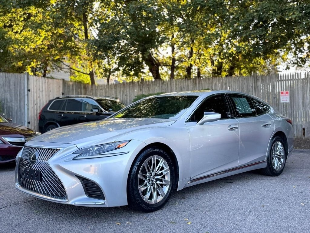 2019 Lexus LS 500 photo 2