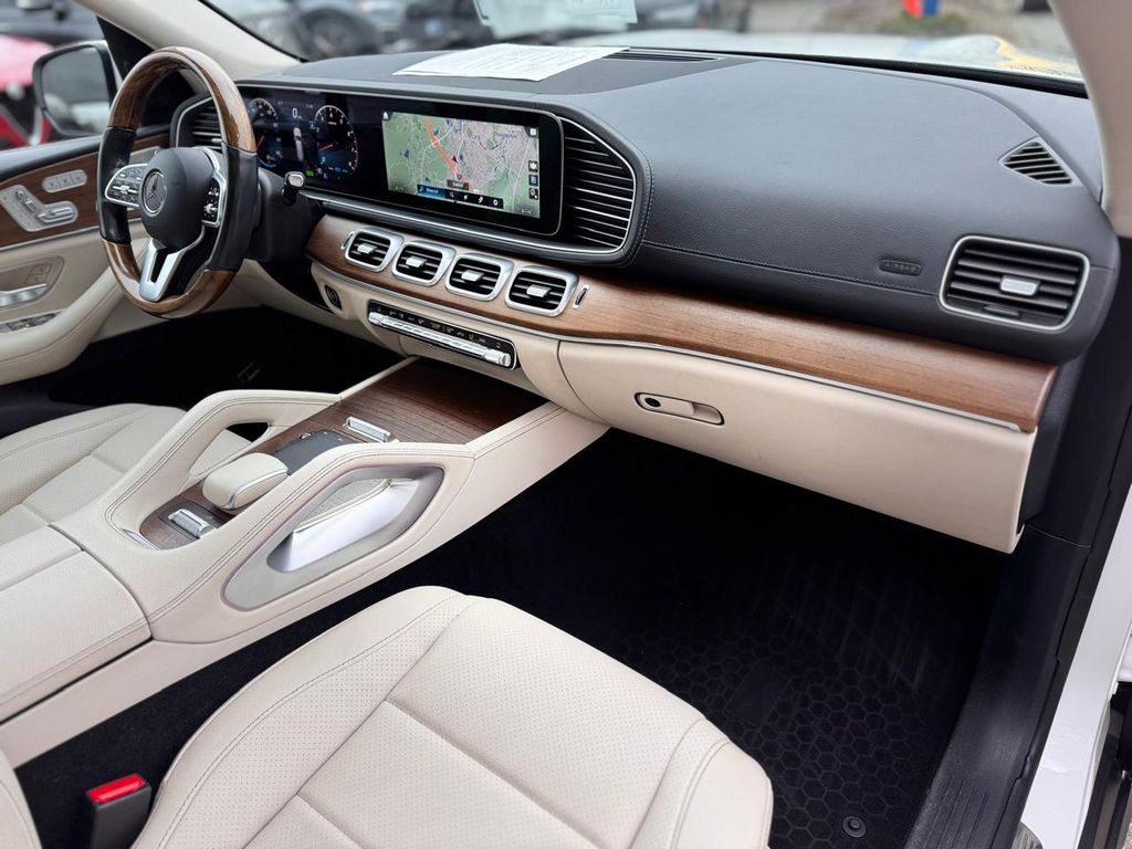 2022 Mercedes-Benz GLS GLS450 - Photo 26
