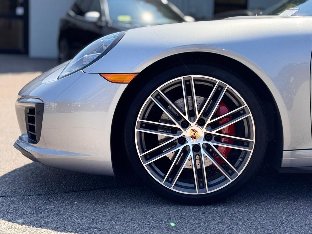 2019 Porsche 911 GTS - Photo 11