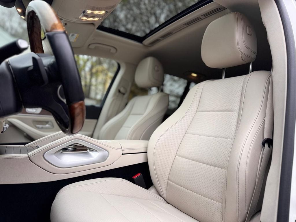 2022 Mercedes-Benz GLS GLS450 - Photo 20