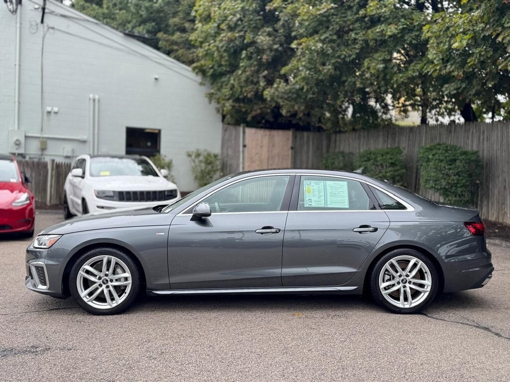 2023 Audi A4 45 S line Premium Plus photo 2