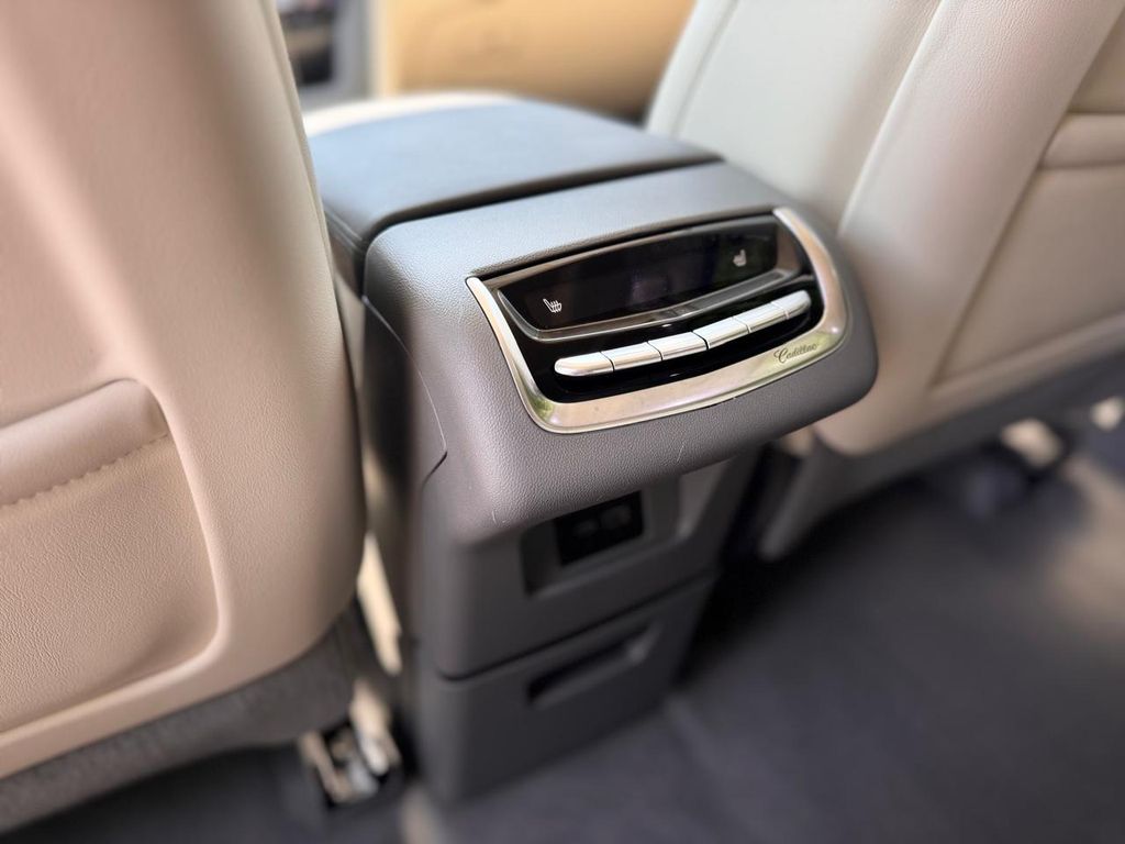2024 Cadillac XT6 Premium Luxury - Photo 22