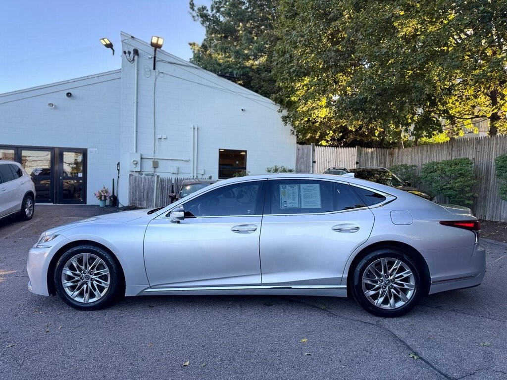 2019 Lexus LS 500 photo 3
