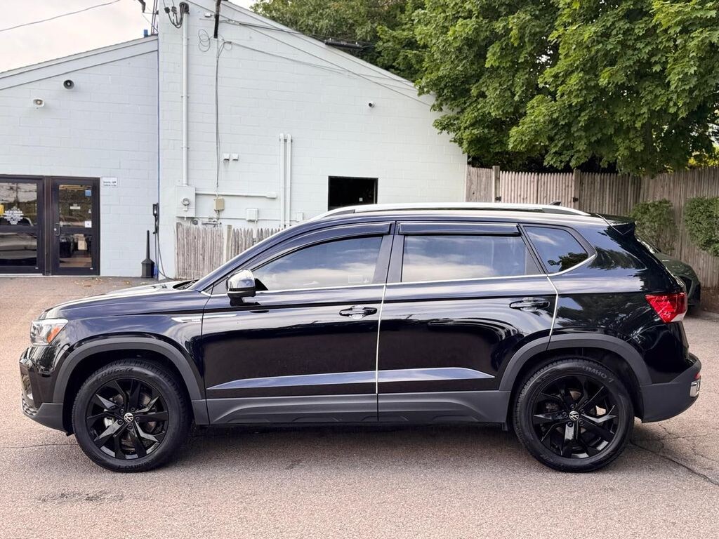 Used 2023 Volkswagen Taos 1.5T SE SUV