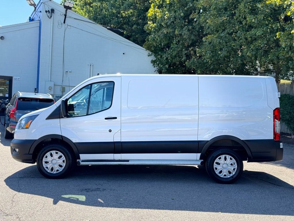 2024 Ford Transit photo 3